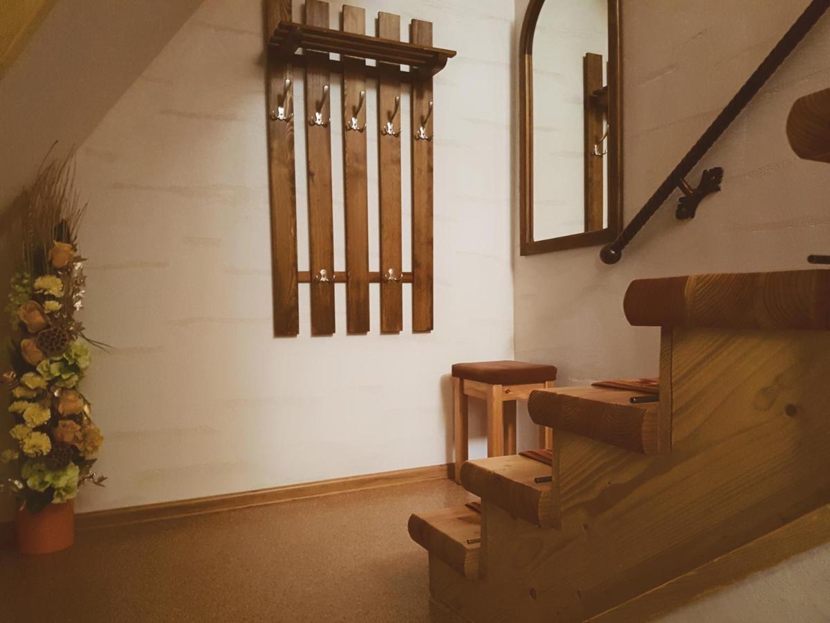 Dw Basia Pokoje I Apartament Бялка-Татшаньска Экстерьер фото