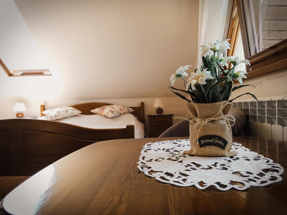 Dw Basia Pokoje I Apartament Бялка-Татшаньска Экстерьер фото