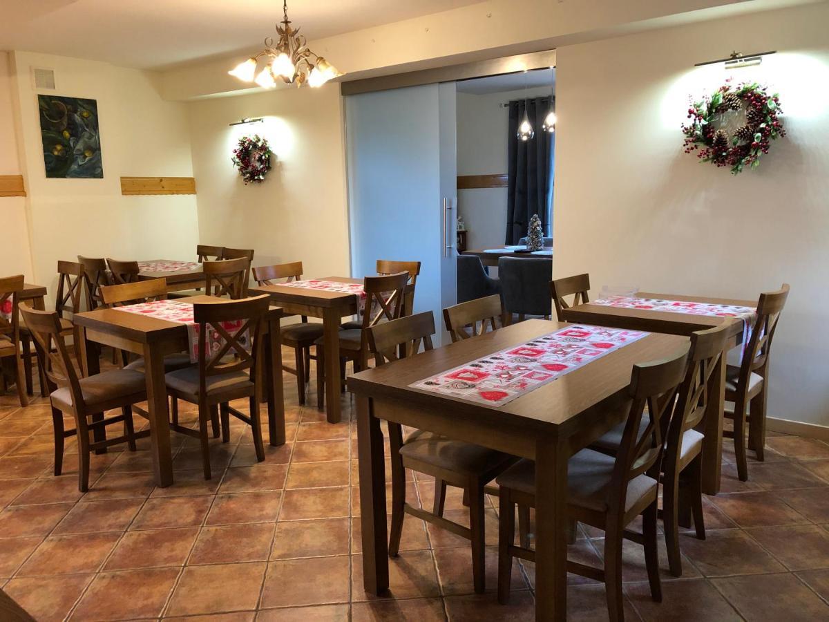 Dw Basia Pokoje I Apartament Бялка-Татшаньска Экстерьер фото