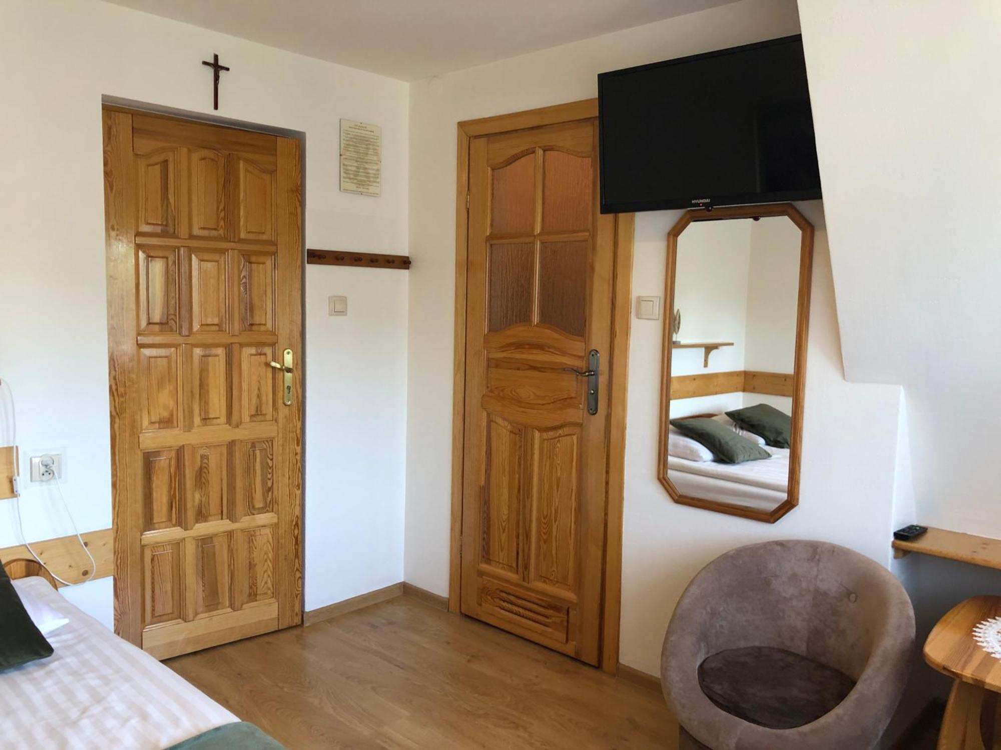 Dw Basia Pokoje I Apartament Бялка-Татшаньска Экстерьер фото
