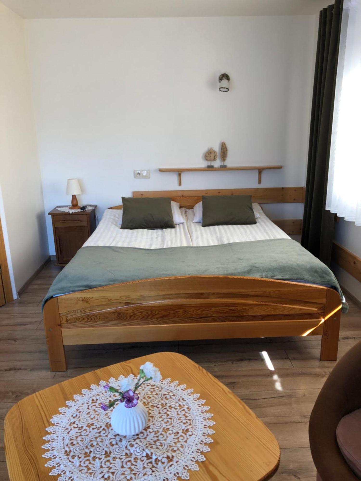 Dw Basia Pokoje I Apartament Бялка-Татшаньска Экстерьер фото