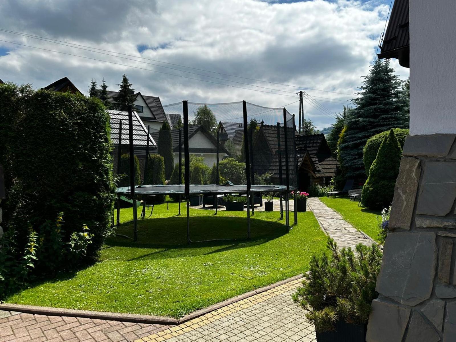 Dw Basia Pokoje I Apartament Бялка-Татшаньска Экстерьер фото