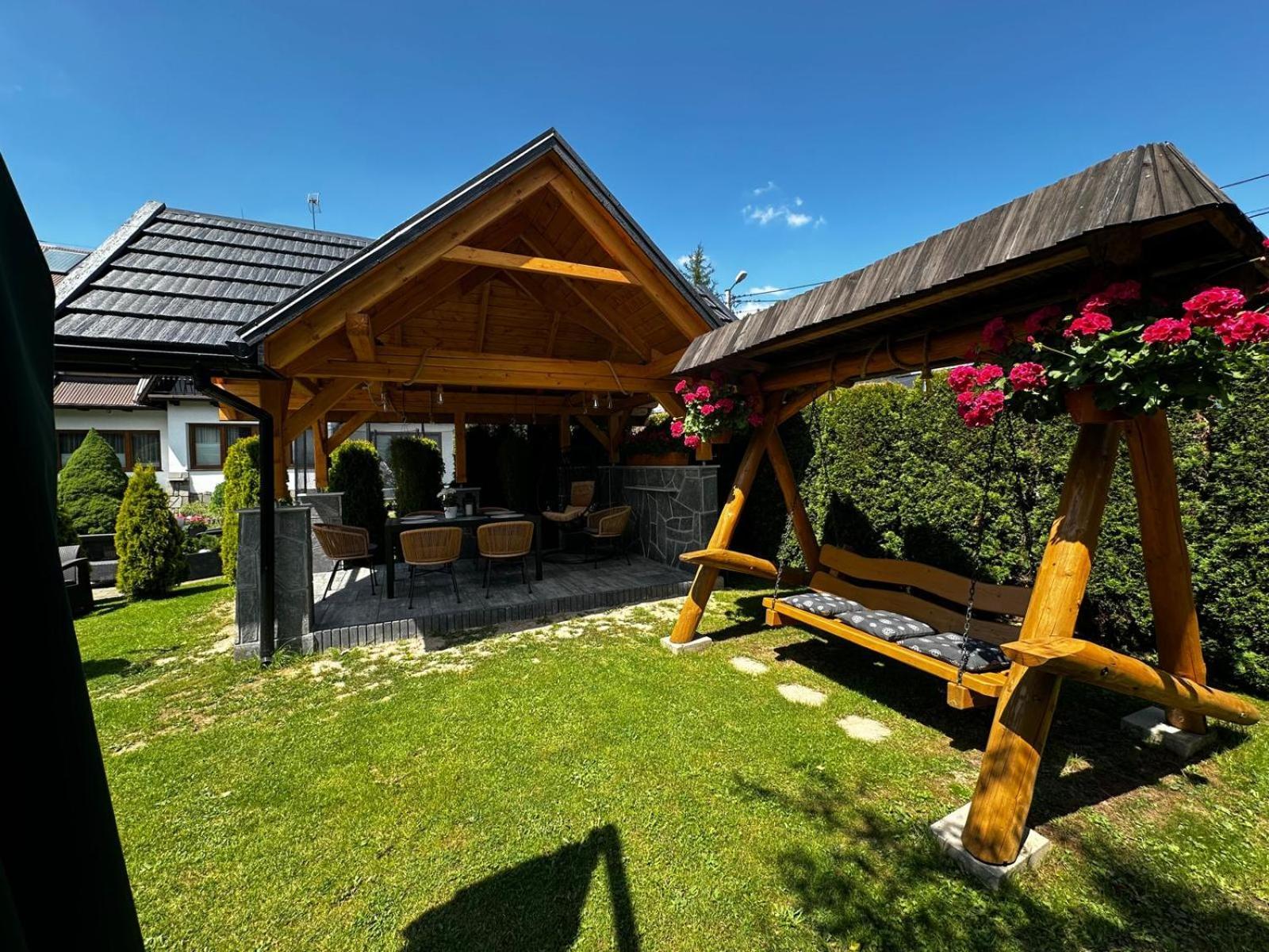 Dw Basia Pokoje I Apartament Бялка-Татшаньска Экстерьер фото